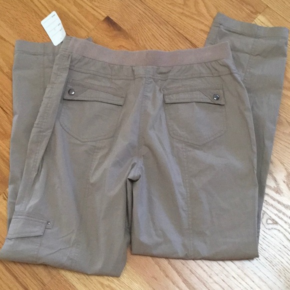 Chico’s Cargo Pants - Picture 2 of 5